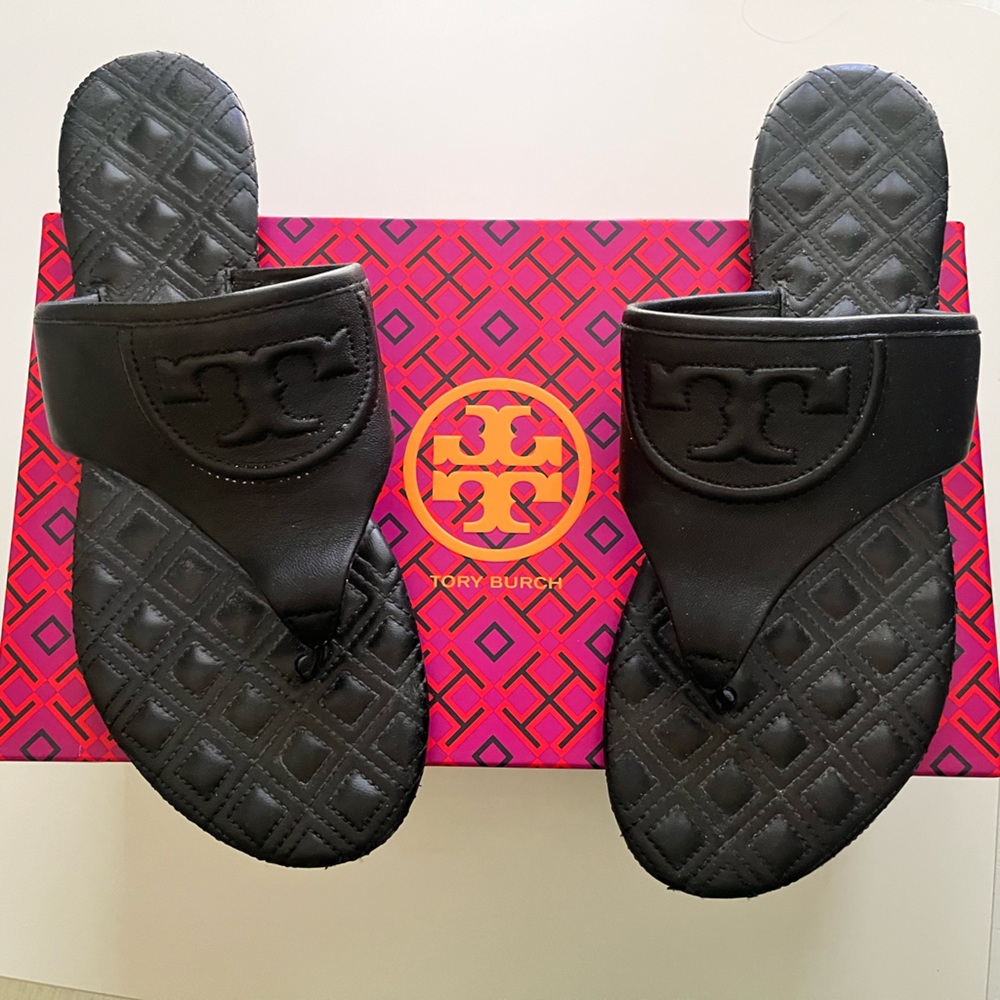 Tory Burch Fleming Flat Thong Nappa Leather Sandal quilted